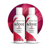 La botella de Adore 068 Carmesí muestra color intenso para uso doméstico.
