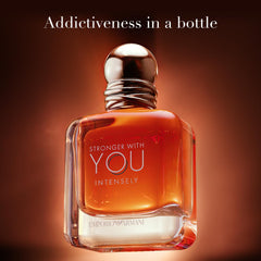 Armani Beauty Stronger With You Intensely, etiqueta fragancia, notas aromáticas para presencia marcada.