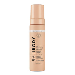 Bali Body Autobronceador Mousse Dark: textura ligera para una aplicación suave y uniforme.