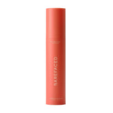 Barefaced loción hidratante ligero en envase práctico para uso diario.