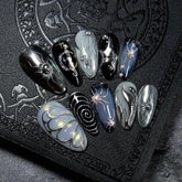 BSBTBZ uñas góticas en forma almendra con mariposas 3D para un look único.