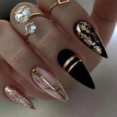 BSBTBZ Unas prensadas negro almendra con lamina dorada, acabado glam duradero.