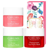 mascarilla labial nocturna CARE:NEL con bayas en empaque compacto para viaje e hidratación suave