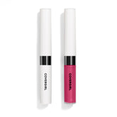 COVERGIRL Outlast Color con durabilidad de 24 horas para labios vibrantes.