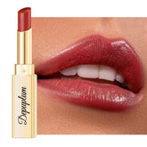 Depuplum Berry Red Barra de Labios en primer plano con brillo sedoso e hidratación.