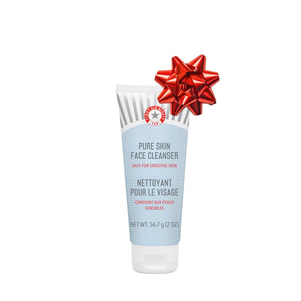 First Aid Beauty Pure Skin Cleanser, botella frontal, limpieza suave para piel sensible