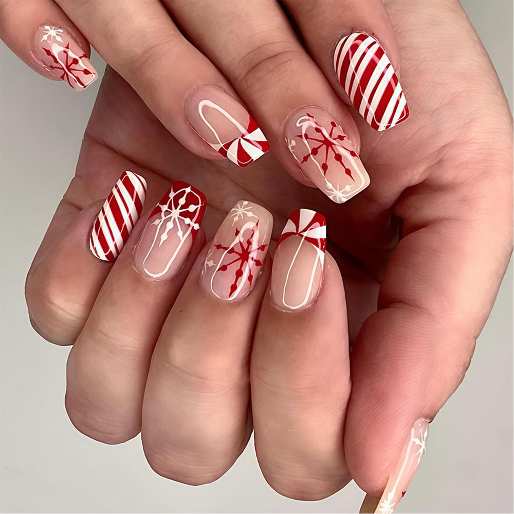 Uñas postizas FLSKENAI Navidad, cuadradas con copos de nieve en francés