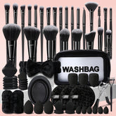 Pinceles HGHDBT negros de alta densidad para un maquillaje suave y uniforme.