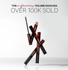 Kevyn Aucoin The Volume Mascara: pincel detallado para alcance de raíces.