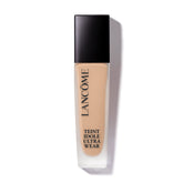 Lancôme Teint Idole Ultra Wear en envase compacto para retoques diarios.