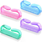 Cepillo de uñas Larbois con agarre ergonómico para limpieza diaria.