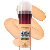 Maybelline Instant Age Rewind Eraser Foundation aplicado con esponja para un acabado suave.