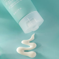 Protector mineral ayuda a calmar rojeces e irritación en piel sensible.