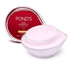 POND'S Age Miracle Day Cream en bote de 50 ml para hidratación diaria.