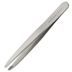 Pinza Regine Switzerland con punta diamante para precisión en cejas y piel