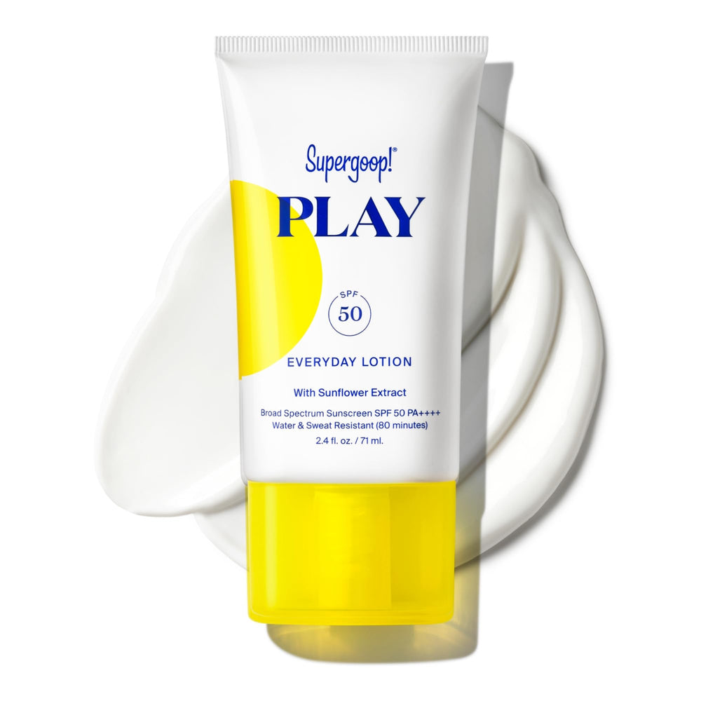 Supergoop PLAY Everyday Lotion SPF50 – texture légère pour application rapide et agréable.