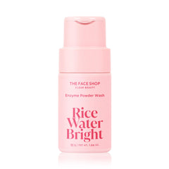 The Face Shop Rice Water Bright Enzyme Powder Wash en empaque compacto, ideal para viaje diario.