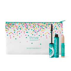 Mascara Brynn Noir Intense Thrive Causemetics pour cils allongés et définis.