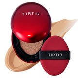 TIRTIR base en cojín roja: envase compacto con cobertura duradera.