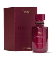 Victoria's Secret Very Sexy EDP, frasco elegante para uso diario.