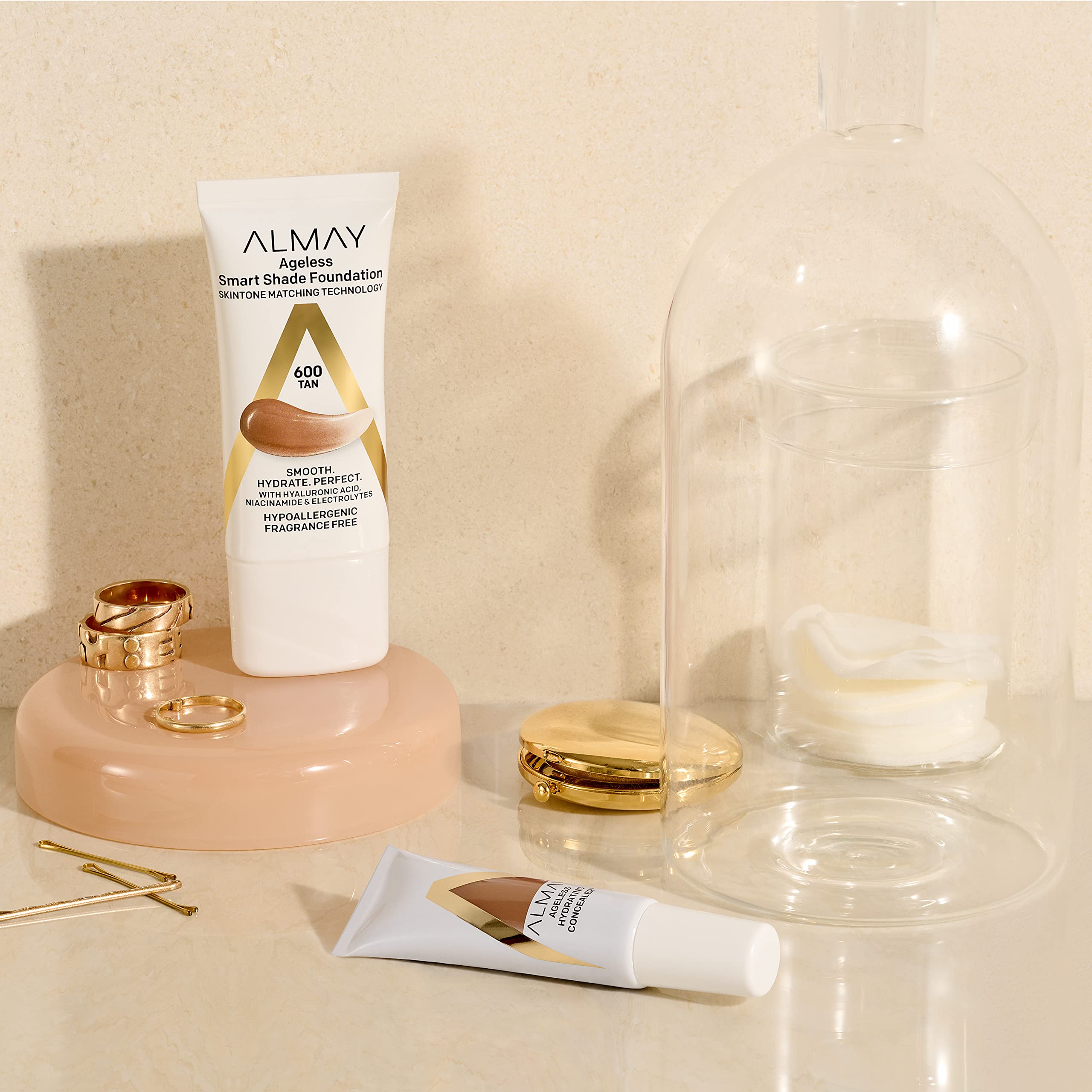 Almay Smart Shade: envase con material PCR para sostenibilidad