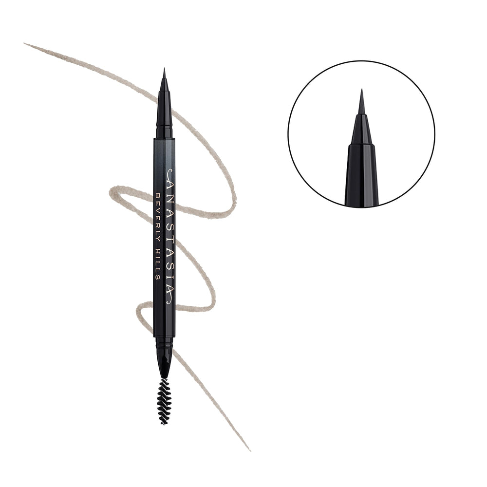 Anastasia Brow Pen trazo-hilo para definir cejas con efecto natural.
