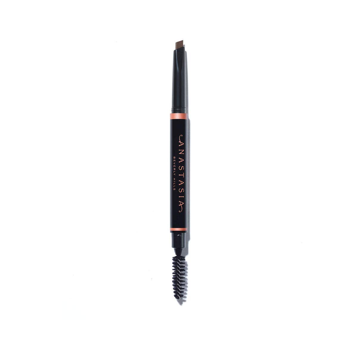 Anastasia Brow Definer con punta triangular para definición precisa de cejas.