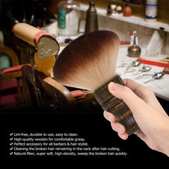 Cepillo Anself diseño ergonómico facilita agarre cómodo durante la barbería.