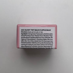 AOU Ingredientes naturales de frutas que hidratan y aportan brillo.