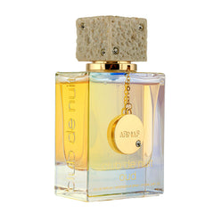 Armaf Club de Nuit Oud, botella visible, ideal para revelar una presencia elegante y duradera.