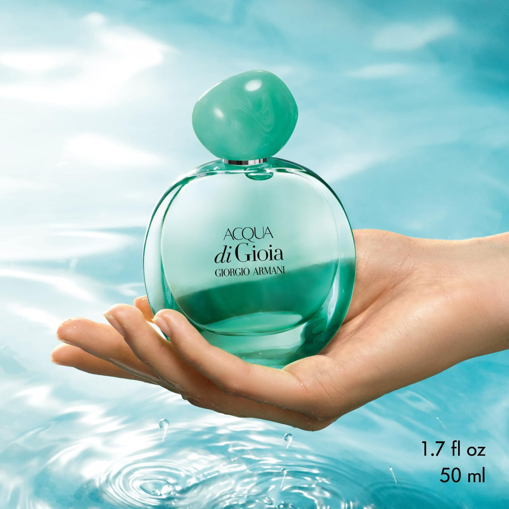 Armani Beauty Acqua Di Gioia Intensa, diseño de envase elegante y contemporáneo.