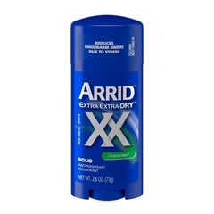 Application facile du bâtonnet Arrid XX pour une sensation sèche longue durée.