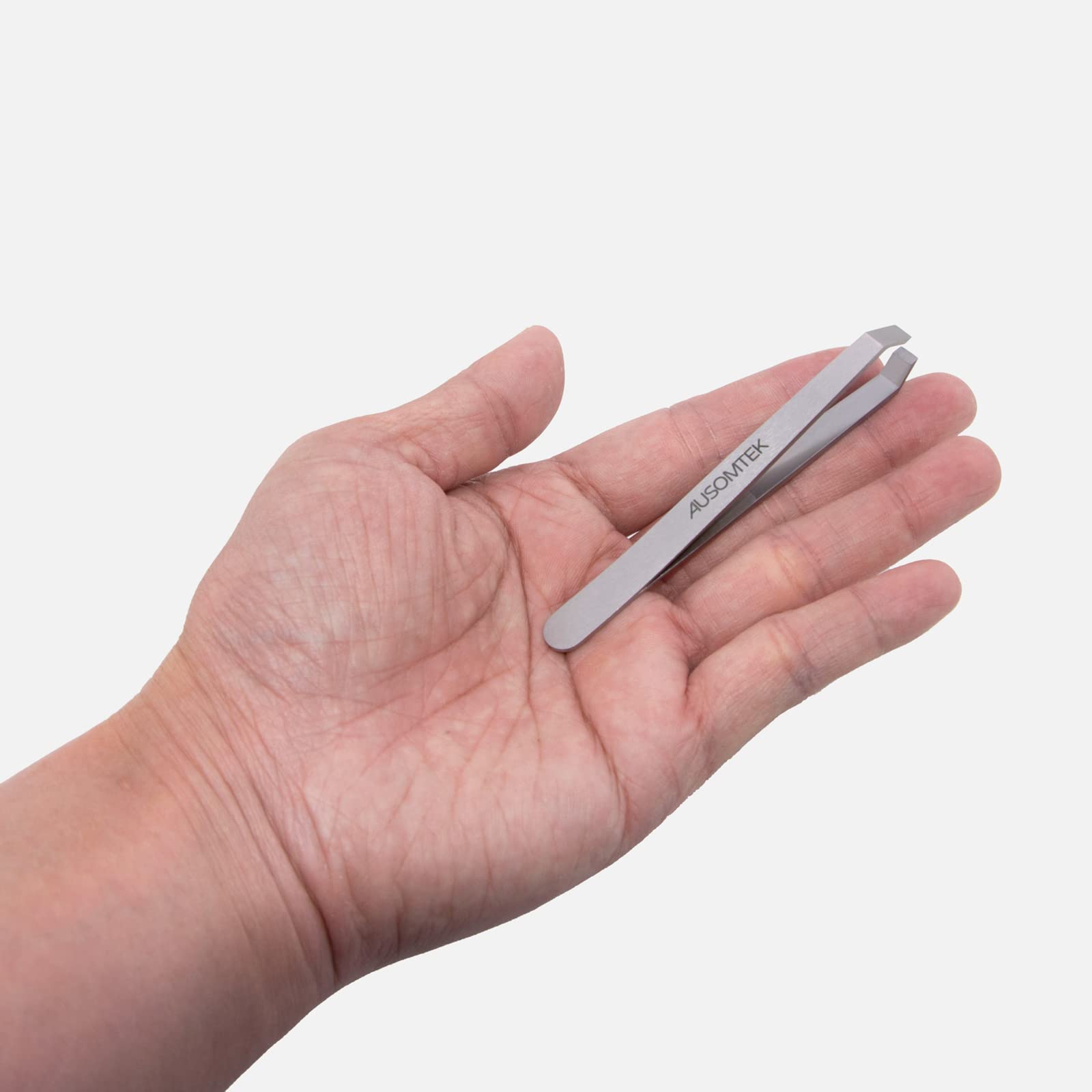 Tamaño compacto de Ausomtek para viaje, ligero y portátil.