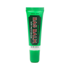Bag Balm Original, aplicación en labios para hidratación suave y duradera.