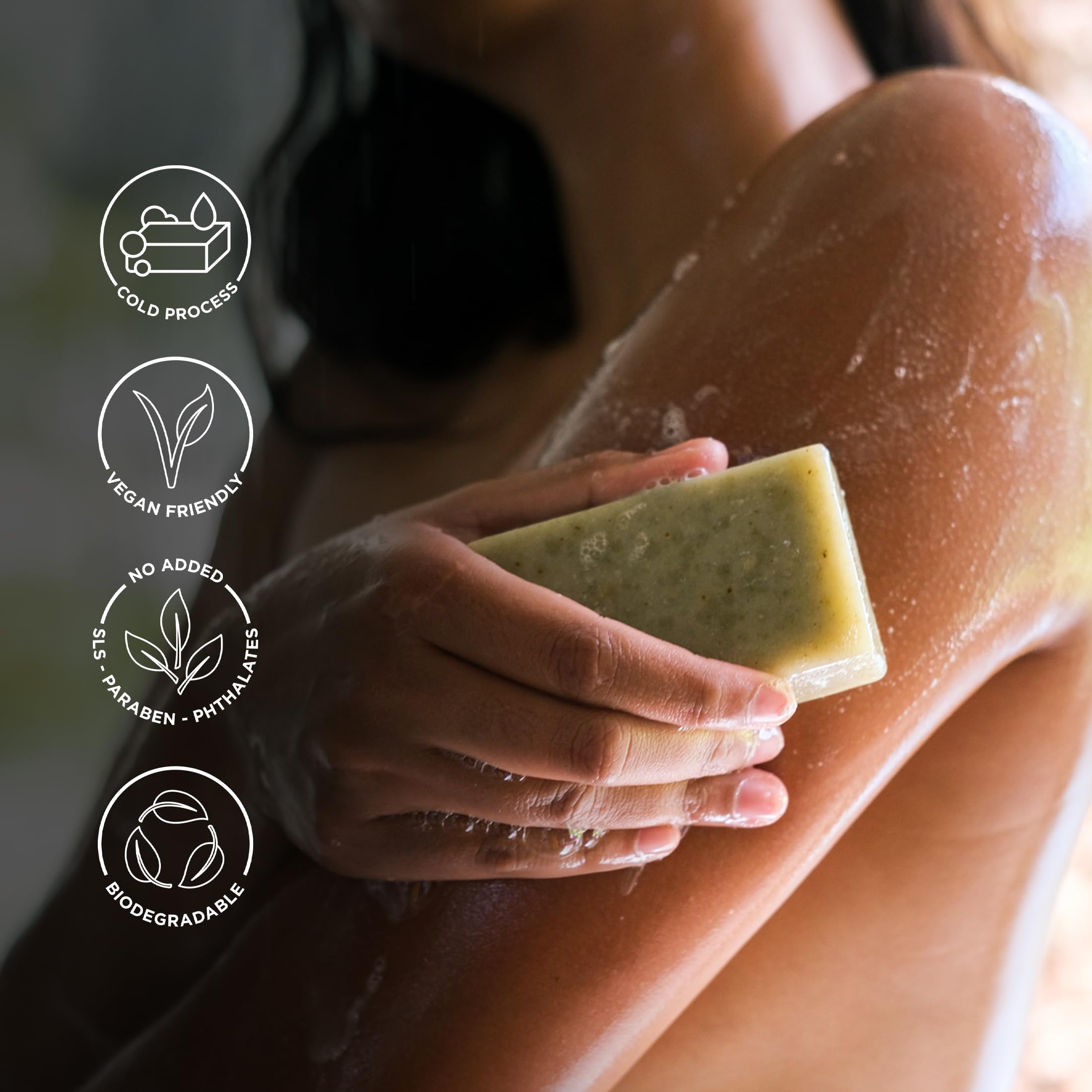 Detalle de la textura del jabón Bali Soap, crema y espuma suave
