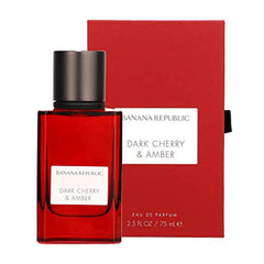 Banana Republic Icon: botella de cereza oscura y ámbar, aroma elegante para ocasiones especiales.