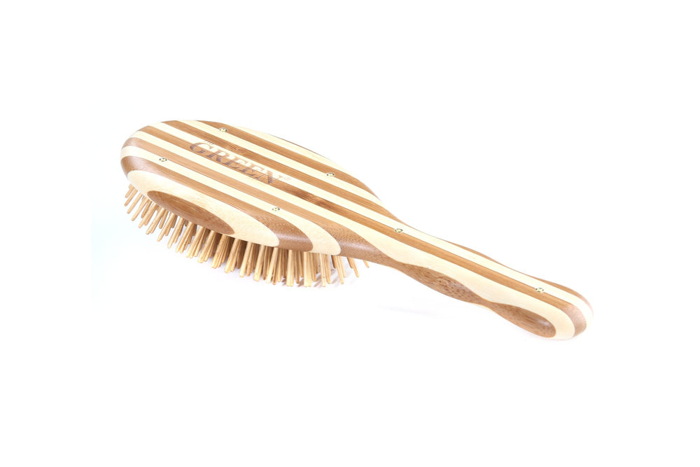 Cepillo Bass Verde apto para secador con pines resistentes.
