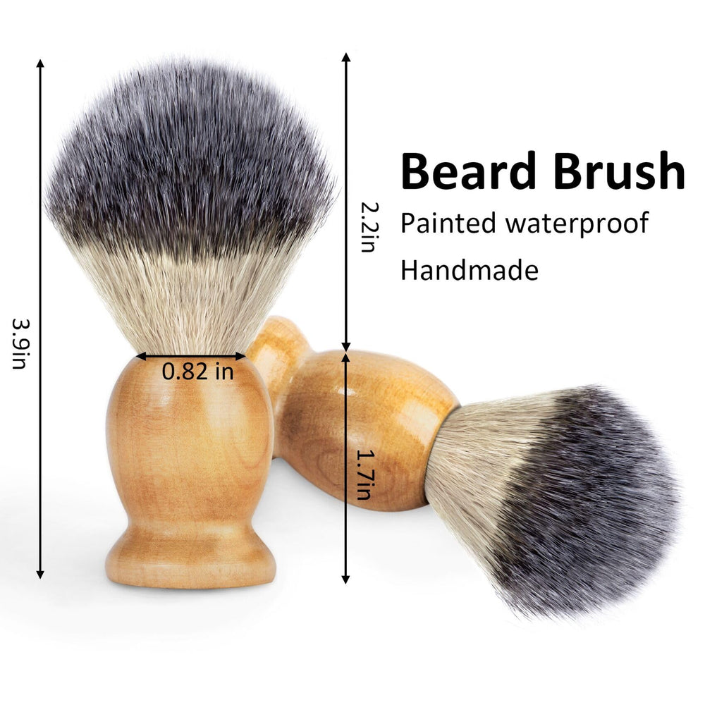 Espuma cremosa con la brocha Bassion facilita una pasada suave alrededor de la barba.