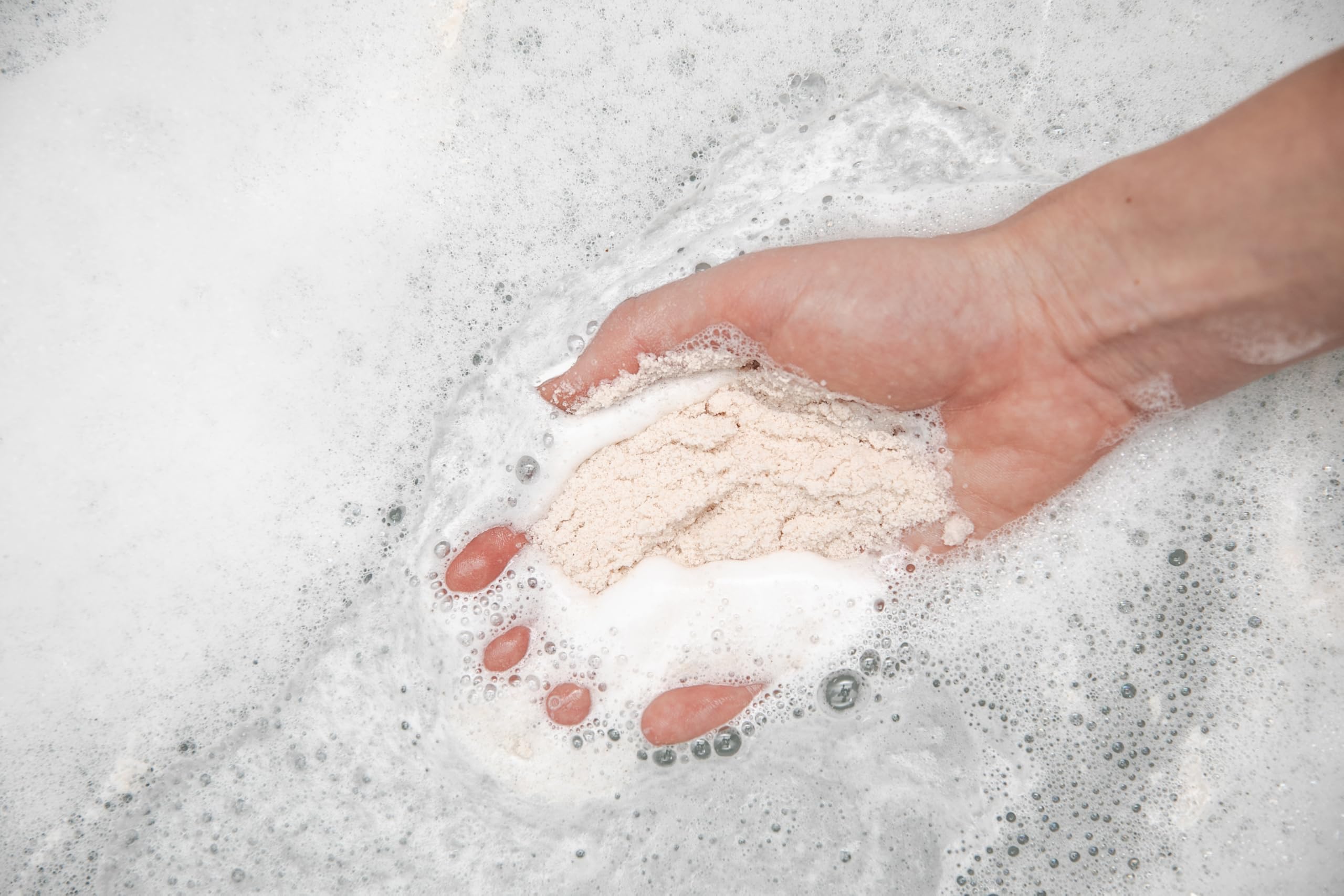 Arcilla caolín en baño Bathorium para suavizar la piel durante la sesión