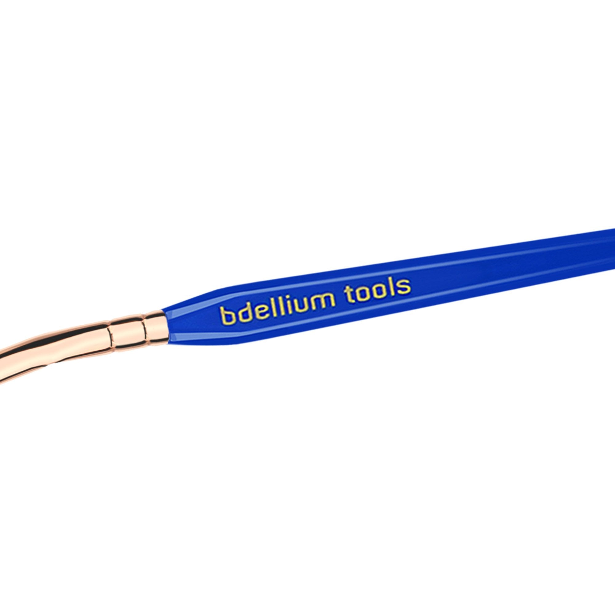 Longitud de 15.2 cm para maniobras precisas en pestañas.