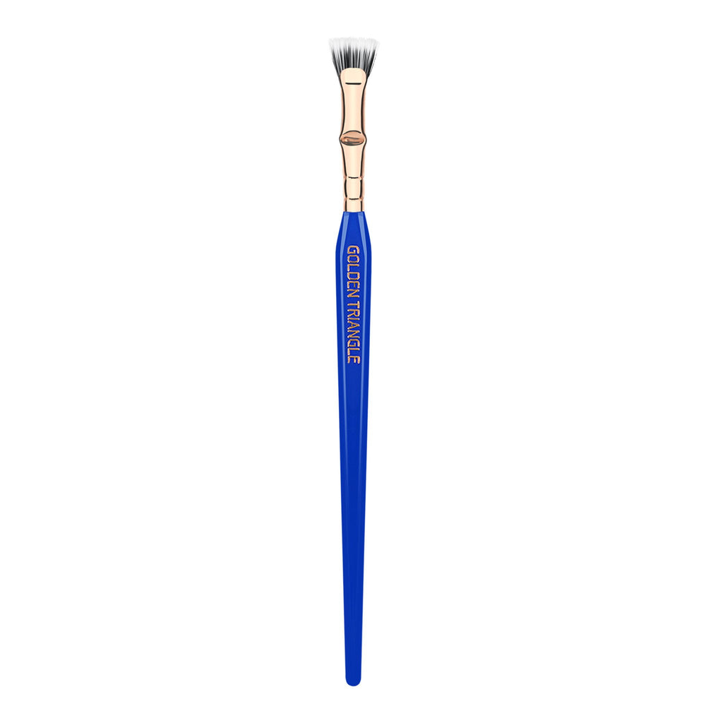 Mango de madera lacado azul, ergonómico para control y mayor precisión.