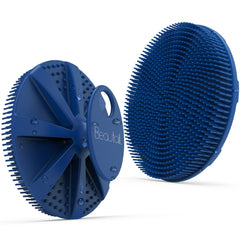 BEAUTAIL exfoliante corporal de silicona en la mano para exfoliar suavemente.