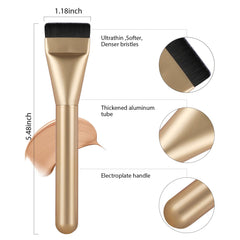 BEAUTYFACTOR aplicacion precisa de base liquida en rostro.