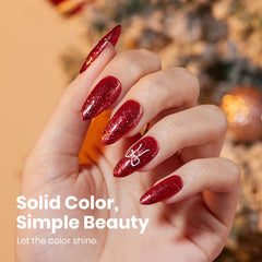 Beetles Gel Polish rojo glitter, manicura mostrada para un acabado brillante y duradero.