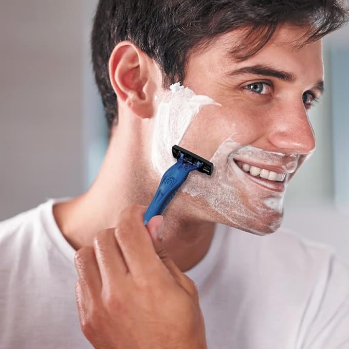 BIC Comfort 3 Advance, mango ergonómico para agarre estable