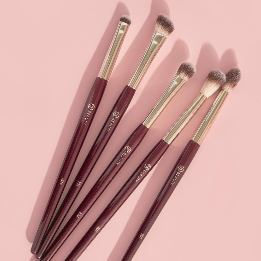 BK BEAUTY Essentials Brush Set, ergonomía del mango para uso cómodo