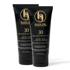 Bouteille BLACK GIRL SUNSCREEN 2oz SPF30 pour visage et corps, protection légère.