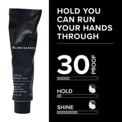 El cabello luce brillo natural con la crema suave de Blind Barber.