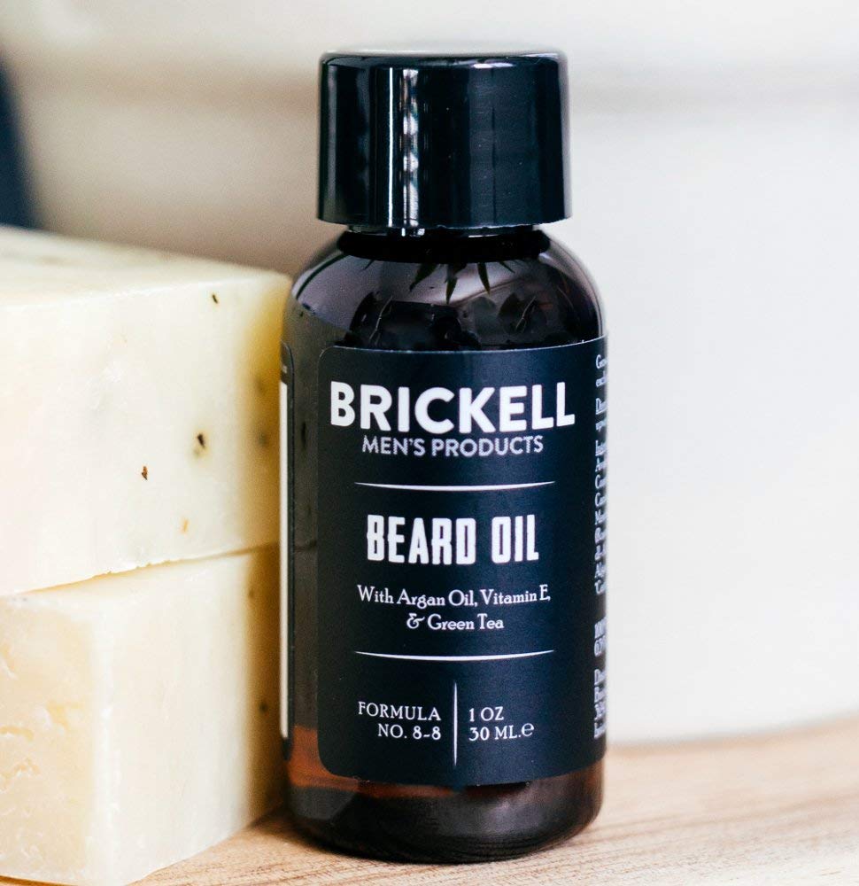 Brickell Barba: ingredientes argan-jojoba que fortalecen el vello facial.