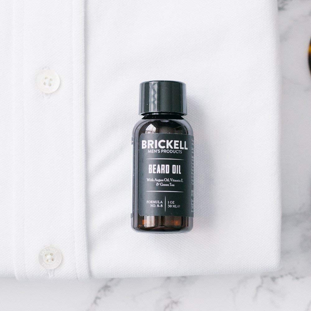 Brickell Barba: vitamina E y lavanda ofrecen aroma suave.